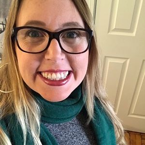 Meet your Posher, Amanda